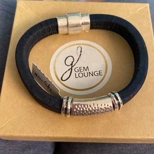 Navy cork bracelet with magnet closure